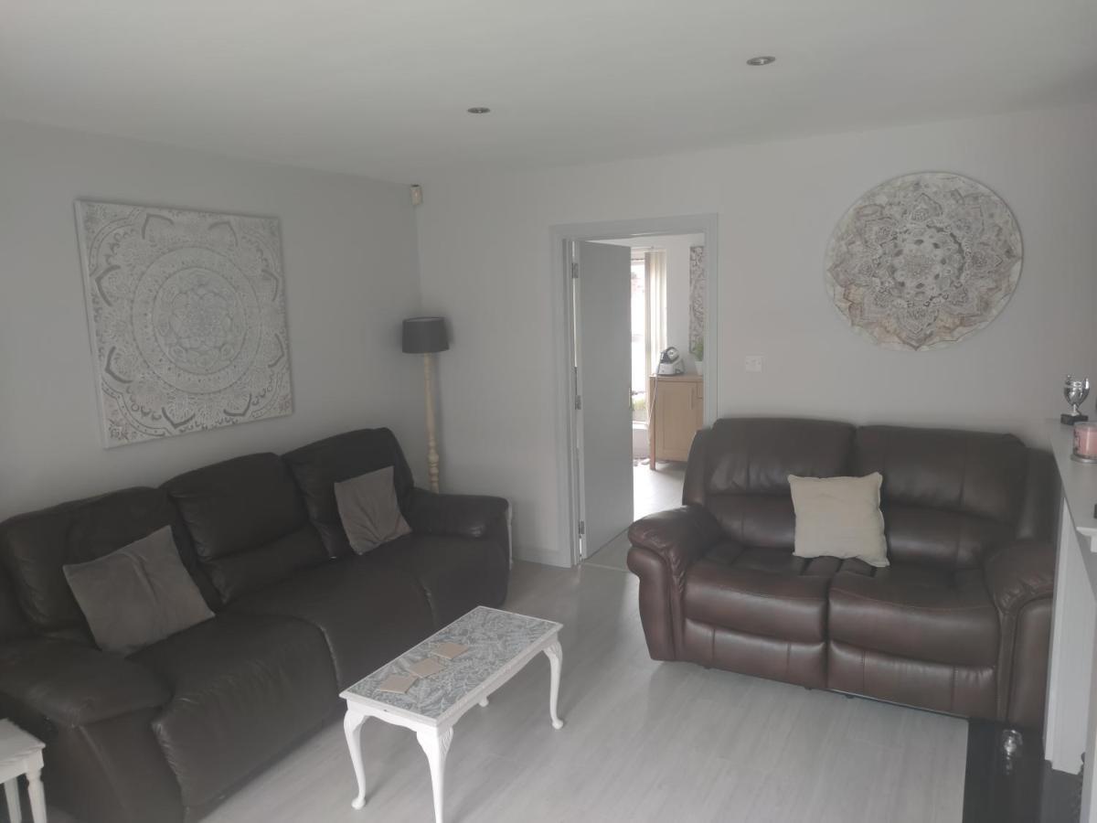 Lewis Square Town House Apartment Белфаст Екстериор снимка