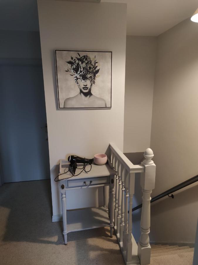 Lewis Square Town House Apartment Белфаст Екстериор снимка